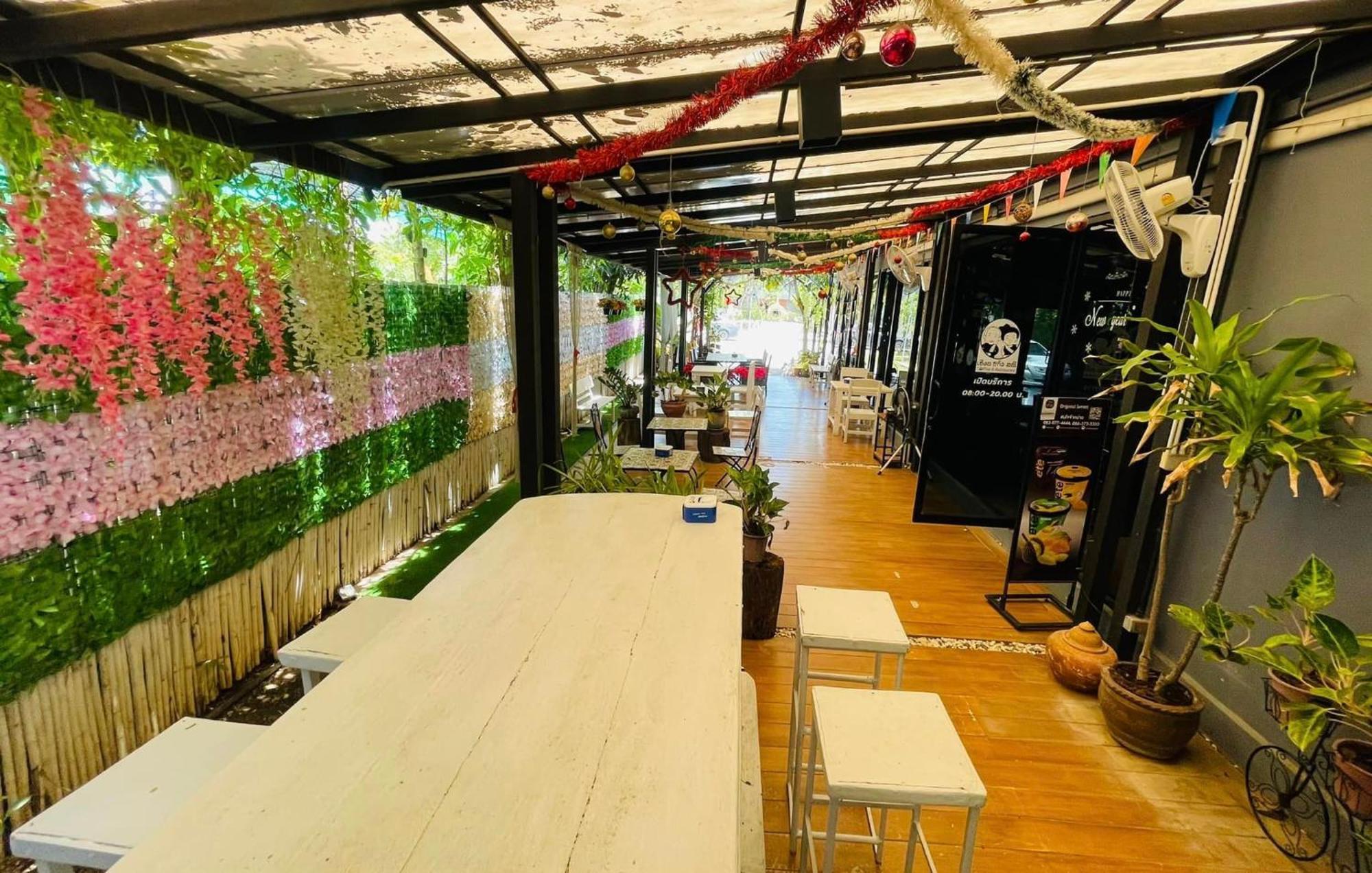 I Am Cottage เฮือนแก้วมณี Nakhon Pathom Εξωτερικό φωτογραφία