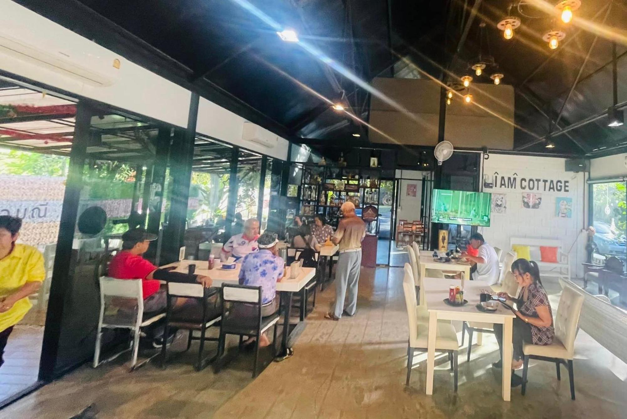 I Am Cottage เฮือนแก้วมณี Nakhon Pathom Εξωτερικό φωτογραφία